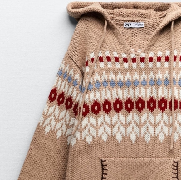 Wool Blend Jacquard Poncho - Picture 4 of 7